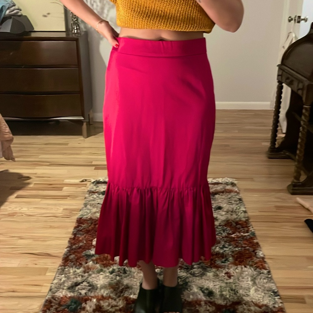 COPY - NWT Zara pink midi pencil skirt with ruffle and side zip